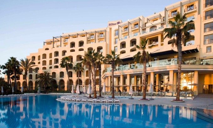Paceville Hotel | Hilton Malta
