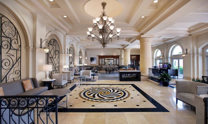 Park Shore Hotel | Hilton Naples