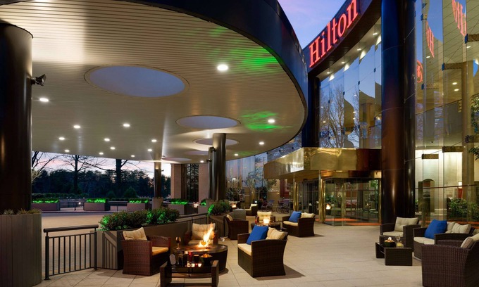 Herndon Hotel | Hilton Washington Dulles Airport