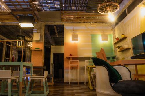 Dharamshala House | Himalayan Musaafir Guest House & Restaurant