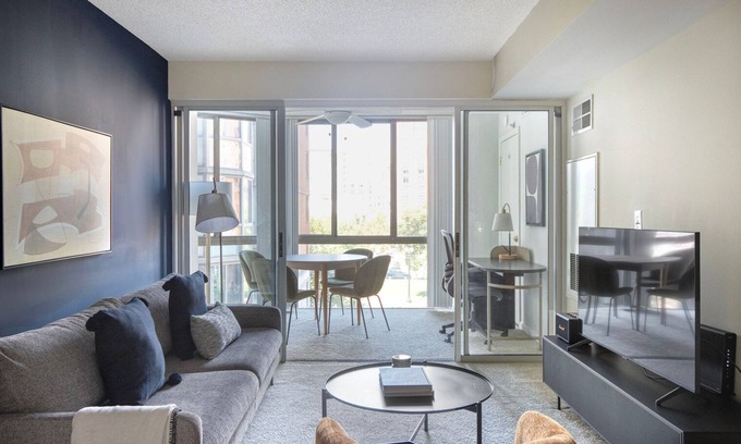 Chinatown Apartment | Hip Mt Vernon 1BR w/Gym + W/D + Rooftop, near 14th Street, by Blueground
