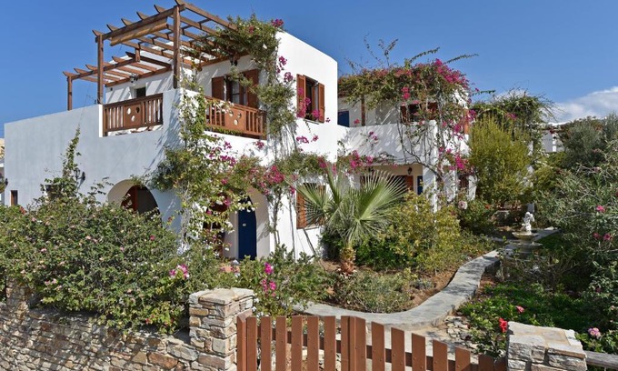 Antiparos Apartment | Hippocampus Studios