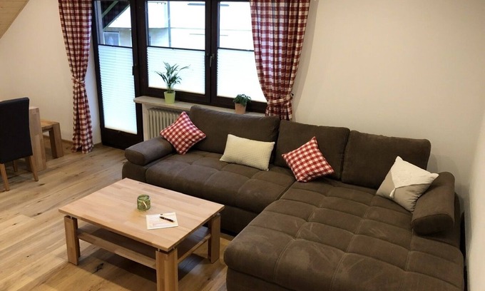 Enzklosterle Apartment | Hirschbach vacation apartment, 67sqm, 1-2 bedrooms + toddler bed, max. 6 people