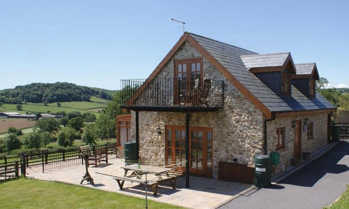 Colyton House | Hiscox Cottage
