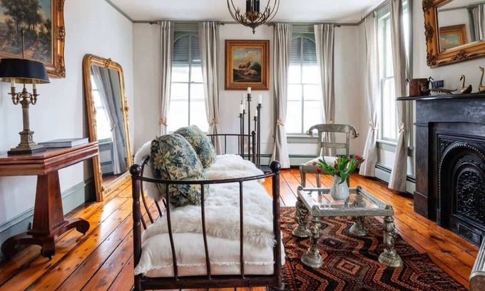 Hudson House | Historic 19th Century Hudson Brownstone