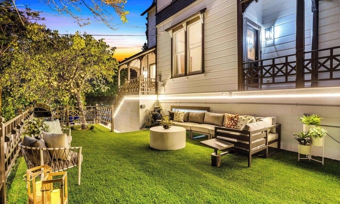 Bankers Hill House | Historic 6BR Mansion Steps to Little Italy