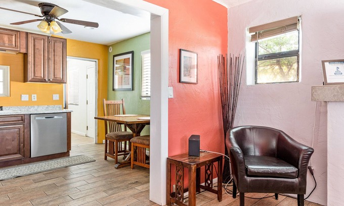 Peter Howell House | Historic Adobe Casita - Private Fully Fenced Yard