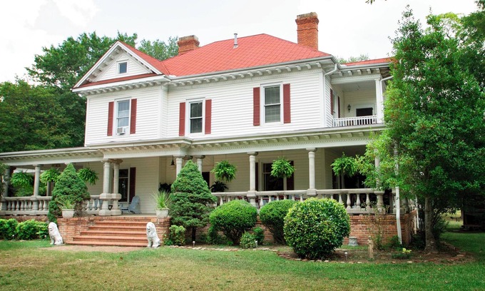 Anderson County Bed & Breakfast | Historic Bed and Breakfast, sleeps 12-16