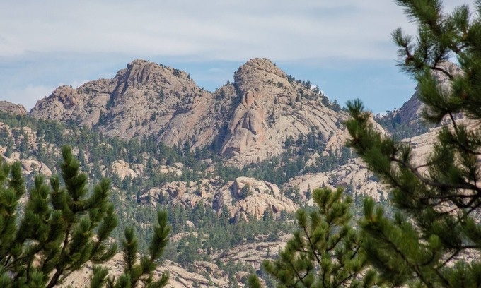 Estes Park House | Historic Cabin to Bring Back Memories or Make New Ones