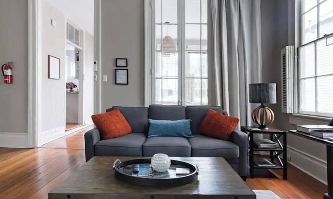 Harleston Village Condo | Historic Charleston Charm - Private Modern Luxe