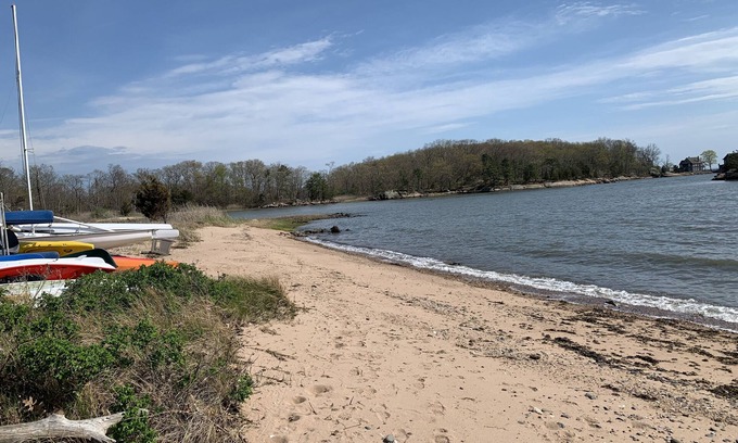 Branford House | Historic cottage 100 yards from private beach on private compound