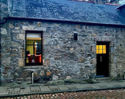 Central Aberdeen House | Historic Cottage in the Heart of Old Aberdeen.