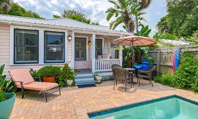 St. Augustine House | Historic Downtown Cottage with Private/Heated Pool! Walk to everything!