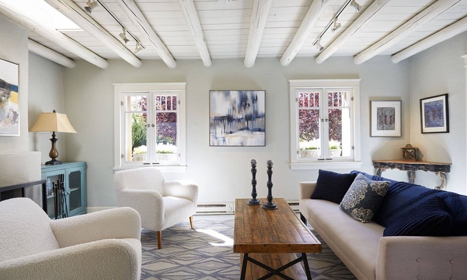 Historic Eastside House | Historic Eastside home - short walk to Plaza and Canyon Road