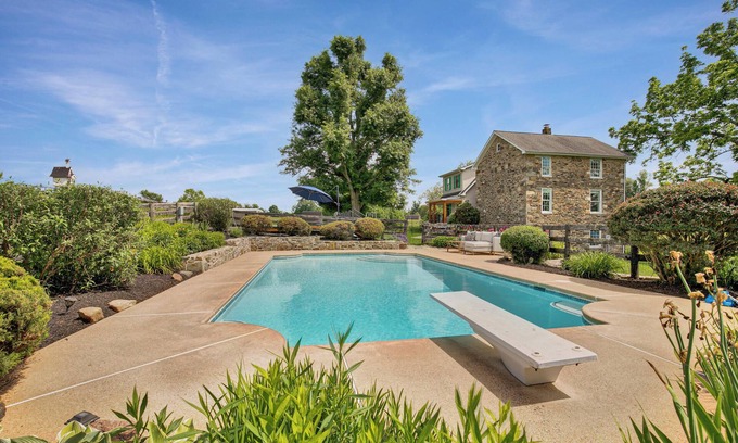 Hamilton Other | Historic Farmhouse with Pool & Hot Tub in Wine Country, Near Washington, DC