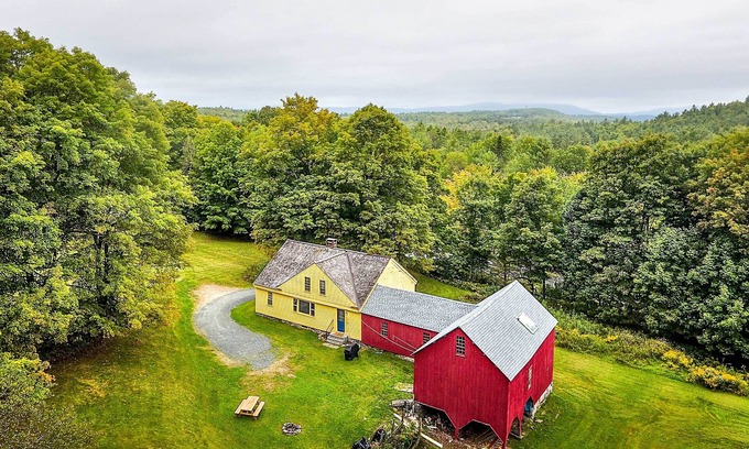 Enfield House | Historic Hanover Area Home, 16 Miles to Dartmouth!