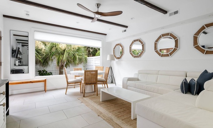 Cannonborough Elliotborough House | Historic Home 2 Blocks To King, Backyard Patio