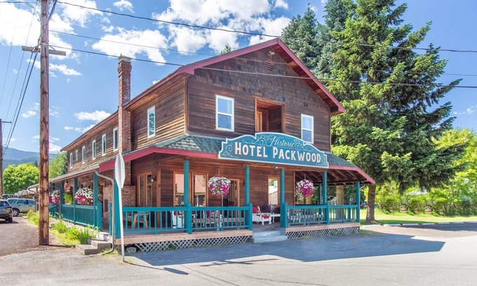 Packwood Hotel | Historic Hotel Packwood - Book the Entire Hotel