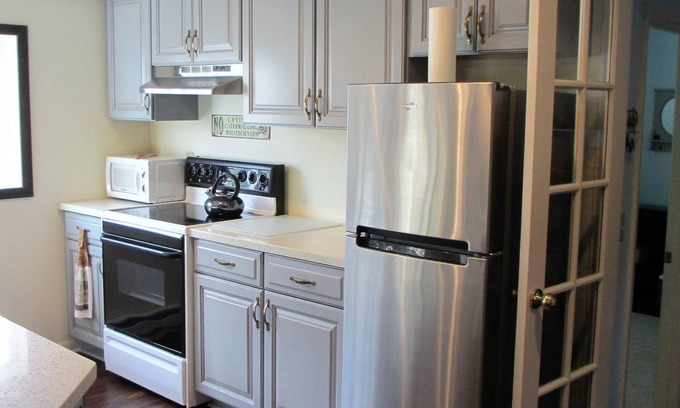 Racine House | Historic House with Lots of Charm and Beautiful Views