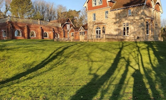 Higham House | Historic Manor House - Sleeps 16 - Pool & Hot Tub