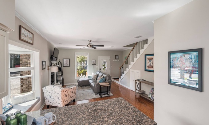 Seville Historic District House | Historic Pensacola 2BR townhouse open now for Fall festivals. Walk everywhere!