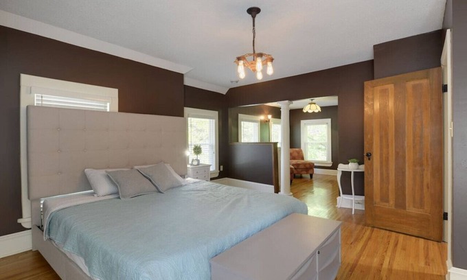 Hastings Apartment | Historic Retreat in Hastings - Blocks to Downtown