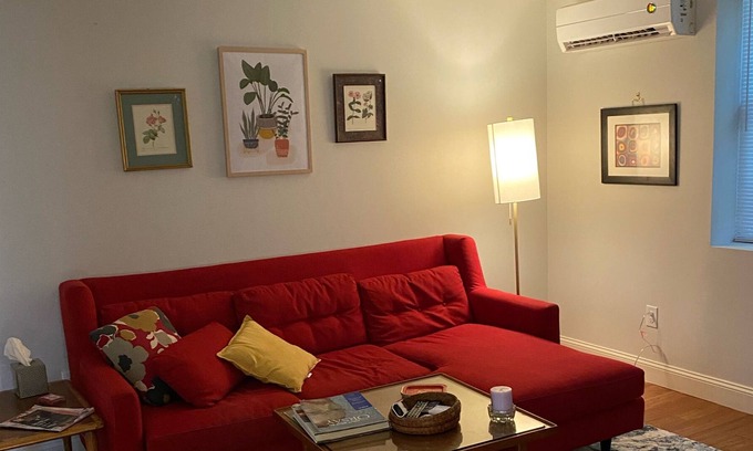 Staunton Apartment | Historic Staunton, Downtown Dwelling