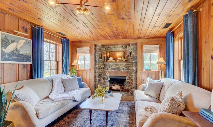 Crossville Cabin | Historic Tennessee Vacation Rental on Homestead
