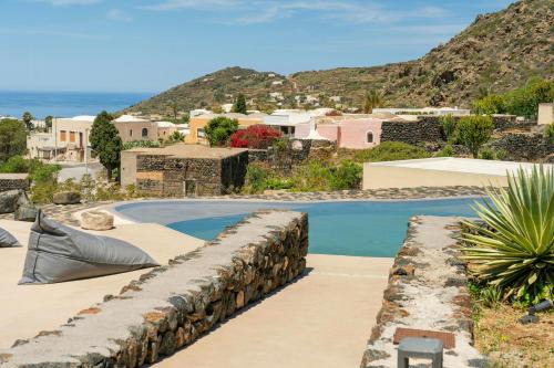 Pantelleria House | Historical Dammuso With Pool In Pantelleria