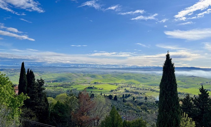 Chianni Apartment | Historical home 3 bedroom 2 bath in Western Tuscany with magnificent views