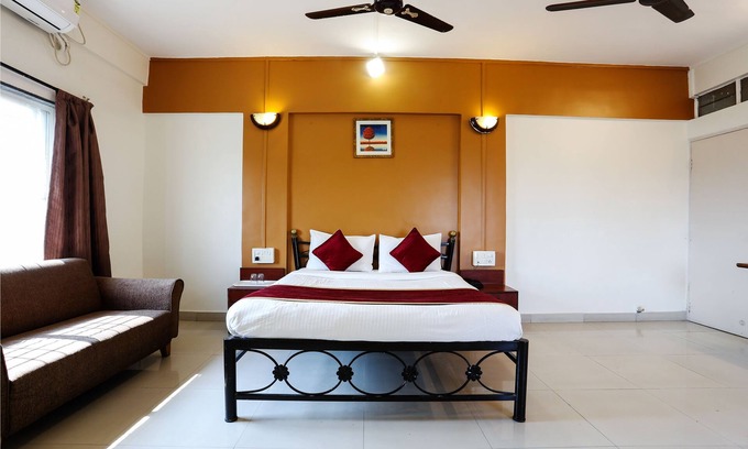 Katraj Hotel | HMR Royal Inn