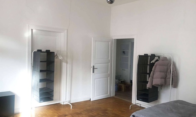 Bad Homburg v.d. Hoehe Apartment | HÖ01 large apartment with dryer and washing machine