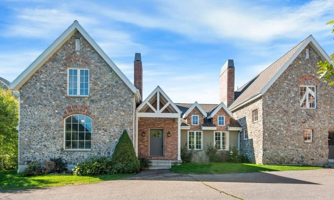 Utah County House | Hobble Creek Canyon: 35+ Guest Mountain Retreat, Hot Tub on 50-Acres