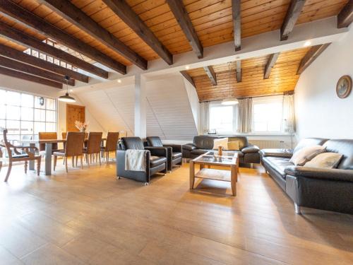 Niederberndorf Apartment | Hof Köhne - Altes Bauernhaus - Jagdwohnung