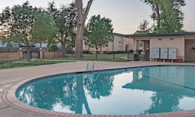 Lubbock Apartment | Hoff Gardens 11 - 2BR 2BA - Downtown Lubbock