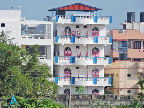 Kalapettai House | Holi-Wood Guesthouse