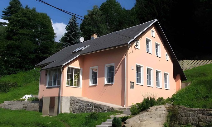 Desna House | Holiday home with fireplace and sauna