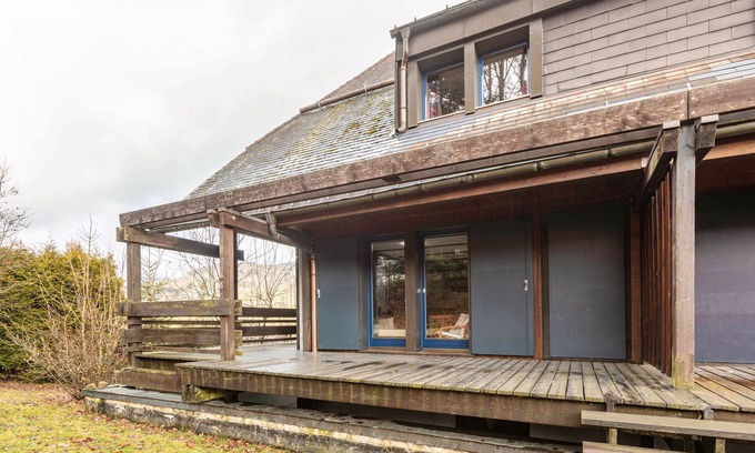 Kaisershaus Apartment | Holiday Apartment Herzogenhorn with Mountain View, Private Terrace and Wi-Fi