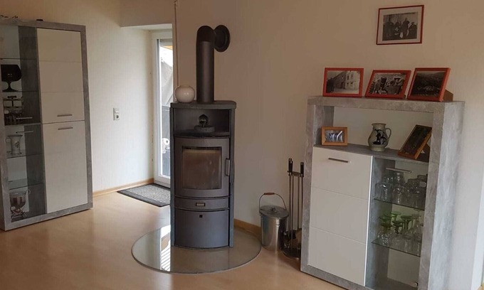Wolf Apartment | Holiday Apartment "Gersch" with Balcony & Wi-Fi