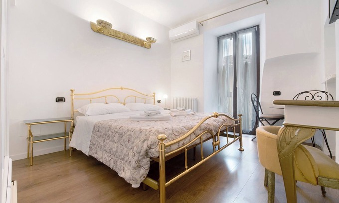 Mandello del Lario Apartment | Holiday Apartment "Lario Le Coccinelle Home" with a View of Lake Como, Balcony & Wi-Fi