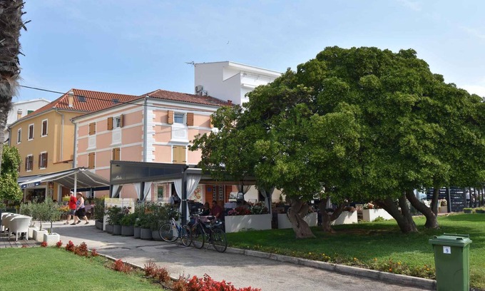 Biograd na Moru Apartment | Holiday apartment with air conditioning and sea proximity