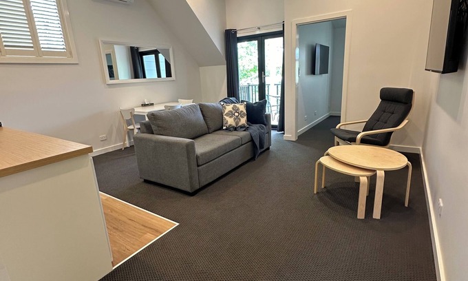 Mittagong Apartment | Holiday Apartment | 1 bed | Pet Friendly | Oaklands 4