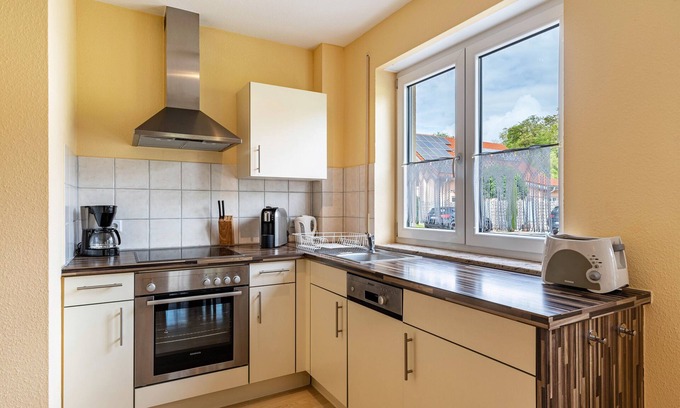 Ringsheim Apartment | Holiday Apartment "Biehler" with Private Terrace, Shared Garden & Wi-Fi