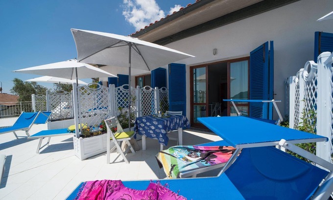 Cavoli Apartment | Holiday apartment Cavoli for 1 - 2 persons - Holiday apartment in one or multi-family house
