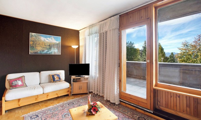 Gressan Apartment | Holiday Apartment 'Ciel Bleu Pila' with Mountain View, Shared Garden & Balcony