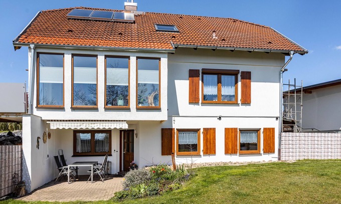Sinkingen Apartment | Holiday Apartment "63sqm in Eschachtal" with Garden Area and Wi-Fi