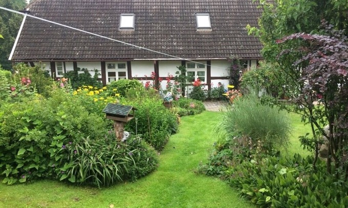 Muritz Apartment | Holiday Apartment 'Fachwerkferienhaus' with Lake View, Terrace & Wi-Fi