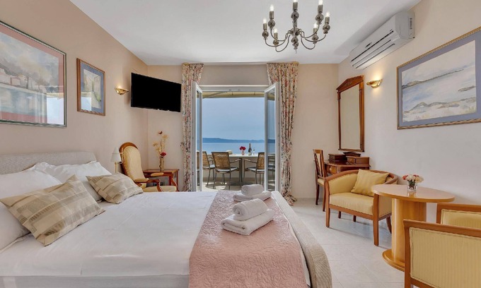 Drasnice Apartment | Holiday apartment Drasnice for 2 - 4 persons with 2 bedrooms - Holiday apartment in one or multi-fam