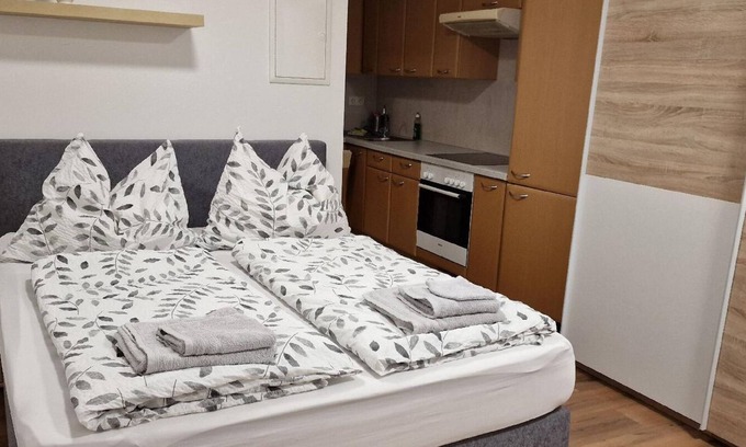 Ebersdorf Apartment | Holiday apartment Ebersdorf for 1 - 2 persons - Holiday apartment in one or multi-family house