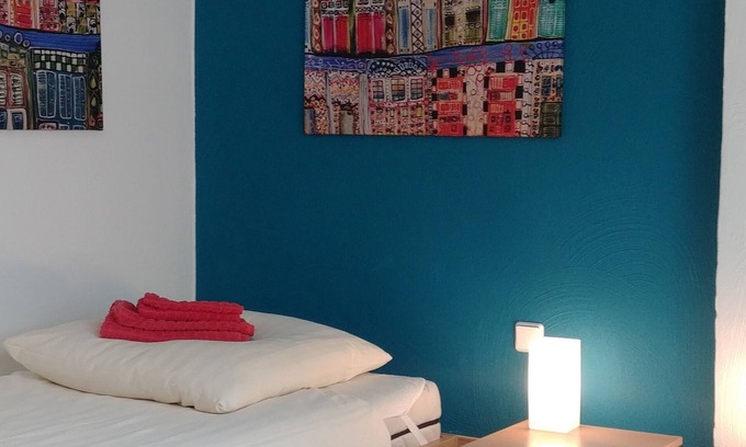 Kesselheim Apartment | Holiday Apartment 'Gästehaus Koblenz' with Private Terrace and Wi-Fi
